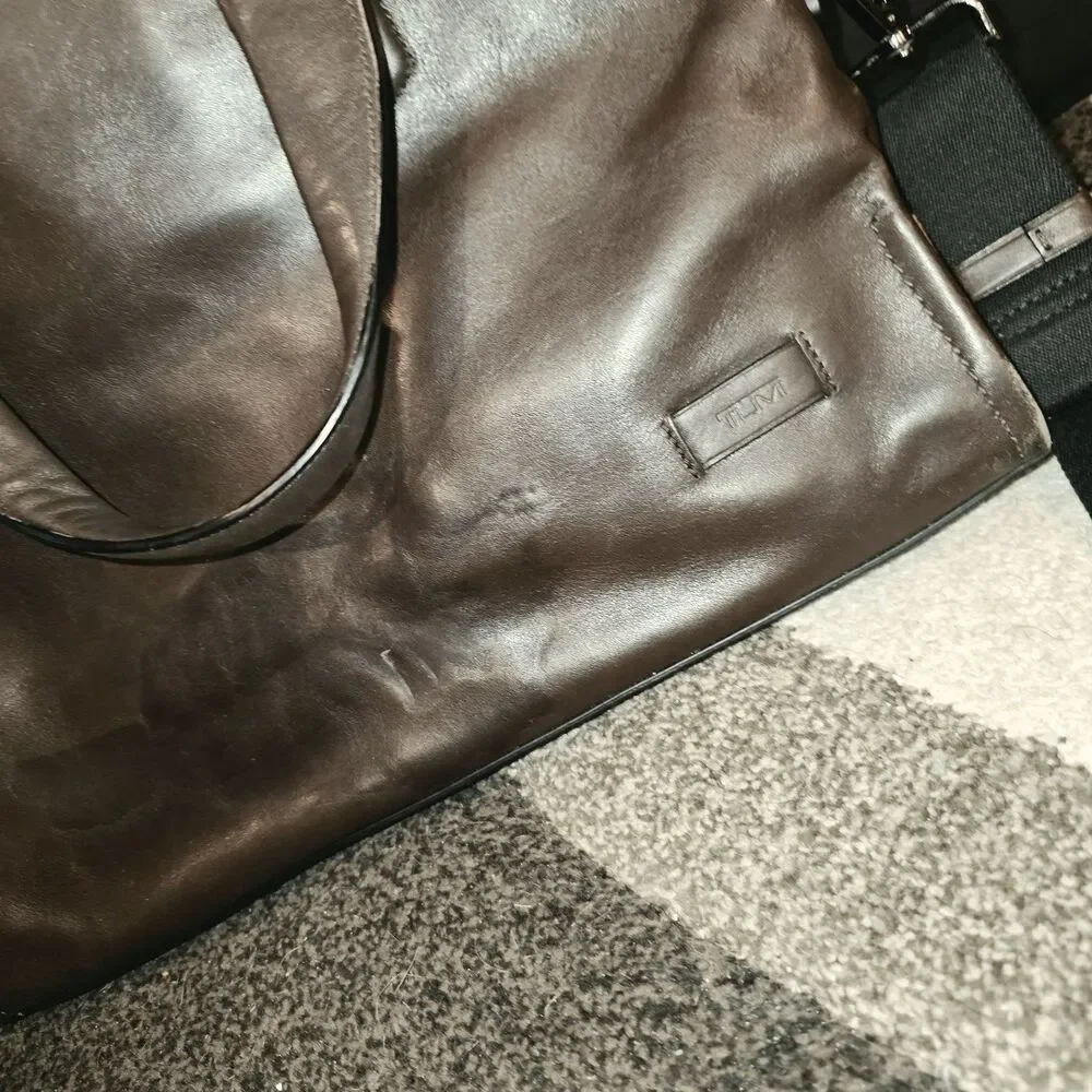Tumi flaw front